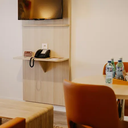 Aparthotel Residhome La Defense Nanterre
